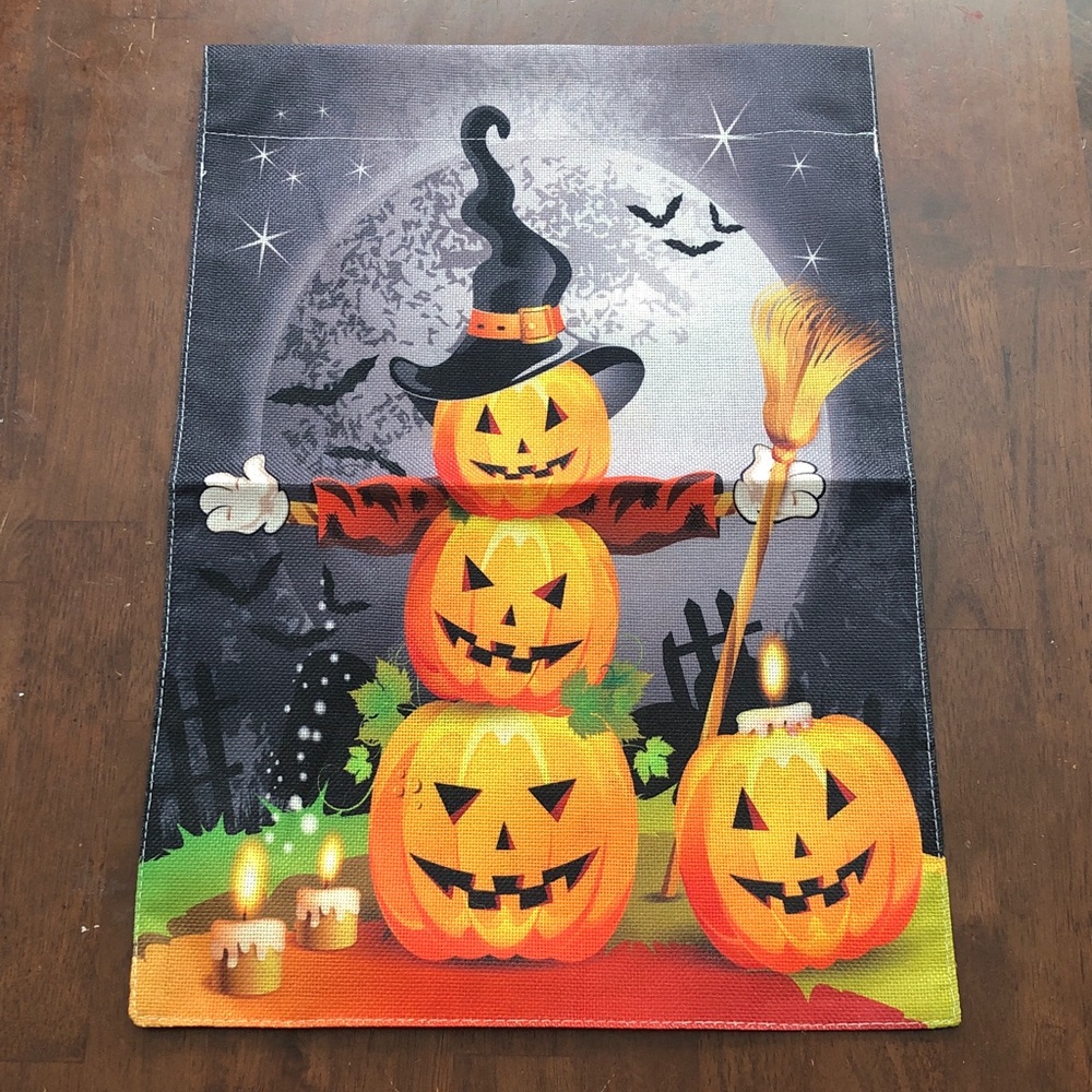 🥧 Stacked Jack-O'-Lantern Halloween Garden Flag